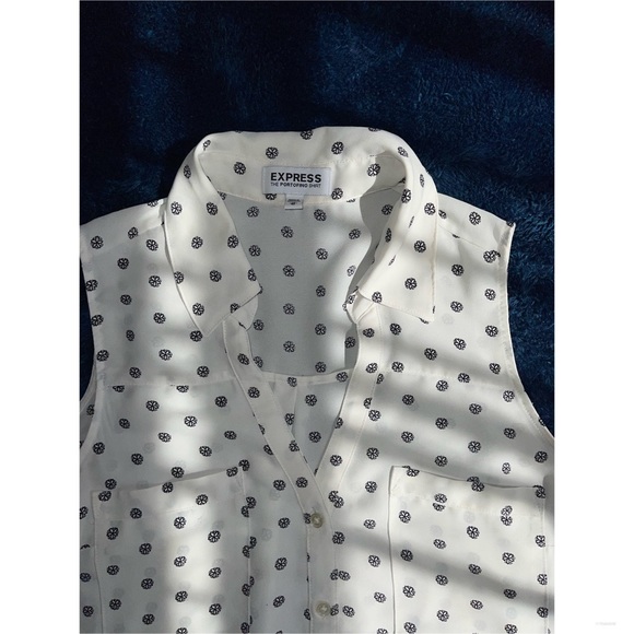 Express - Picture 3 of 7